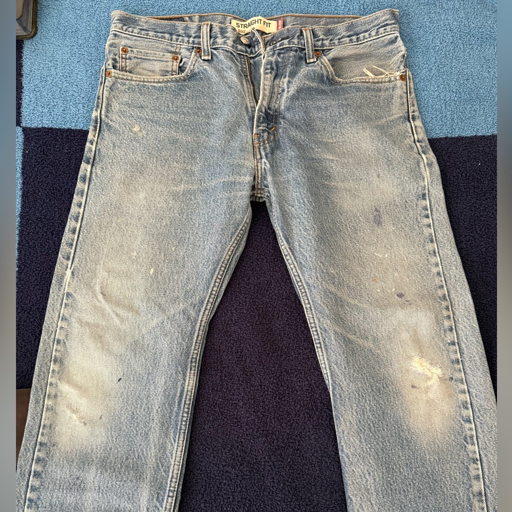 Levi's 505 Men’s Jeans. Size 33 x 28